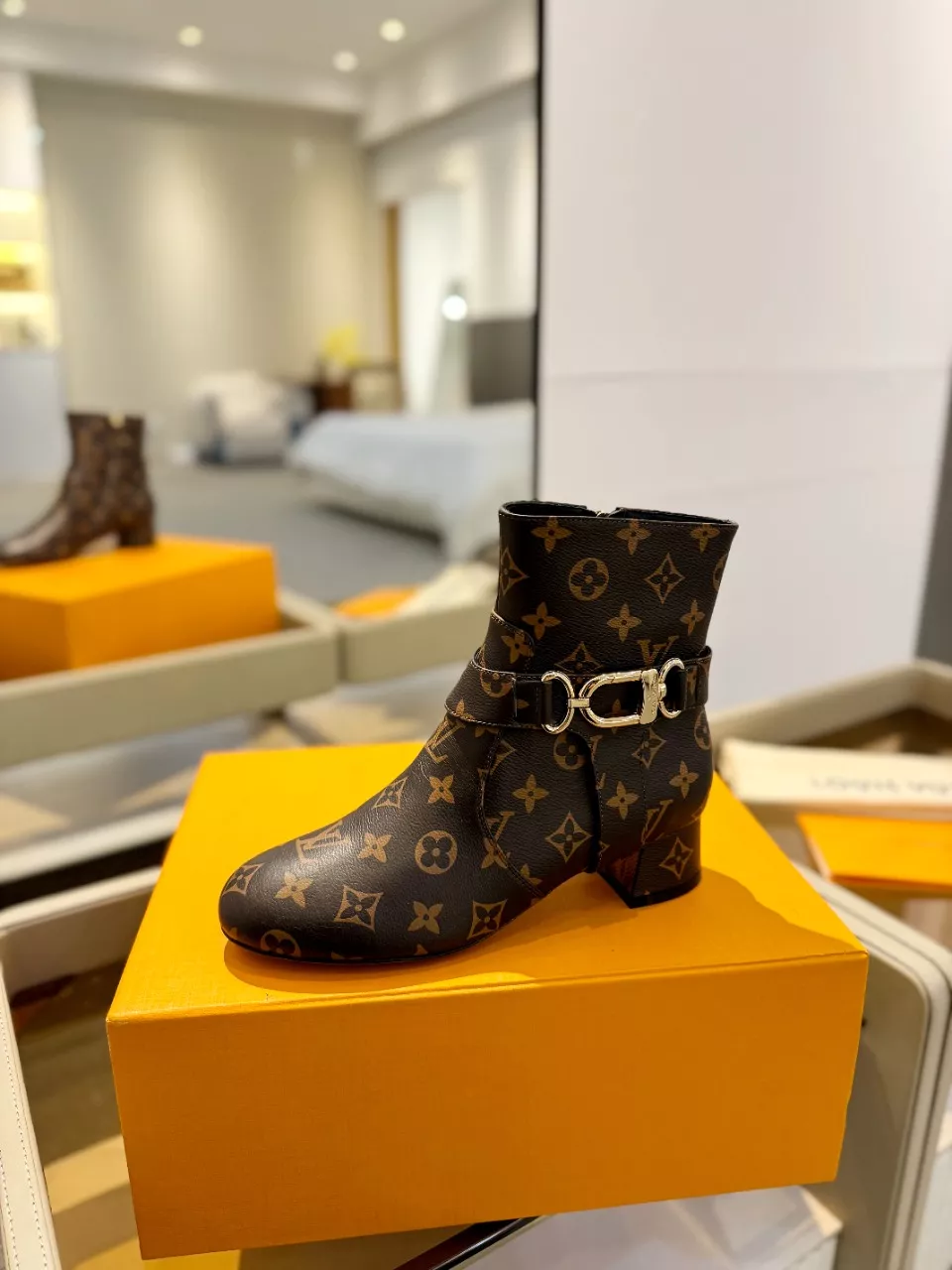 louis vuitton bottes pour femme s_12756642